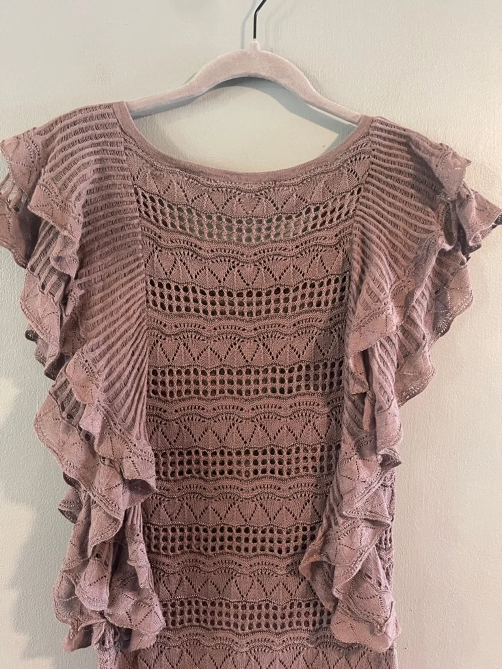 Knitted‎ & Knotted Anthropologie Crochet Ruffle Sweater Size Small